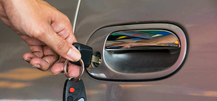 Car door lock repair in Coalinga